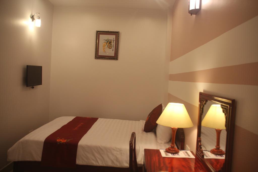 Hong Thien 1 Hotel Хюэ Экстерьер фото